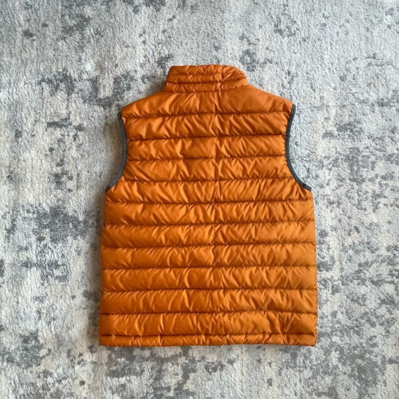 Boys’ Patagonia Down Sweater Vest - Picture 3 of 5